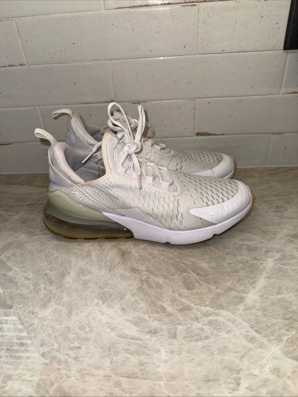 Nike Air Max 270 GS White and Metallic Silver 6.5Y/ women 8